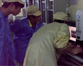 REAL Z3000 锡膏测厚仪操作现场